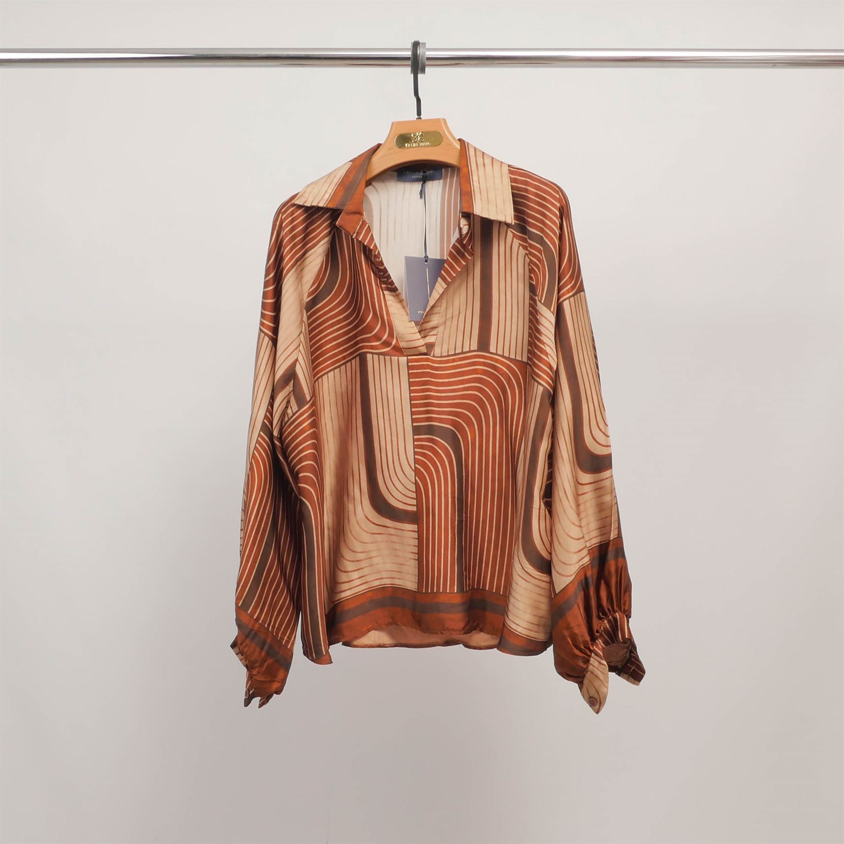 Tunique fluide col ouvert imprimé rétro KD7365VS-29