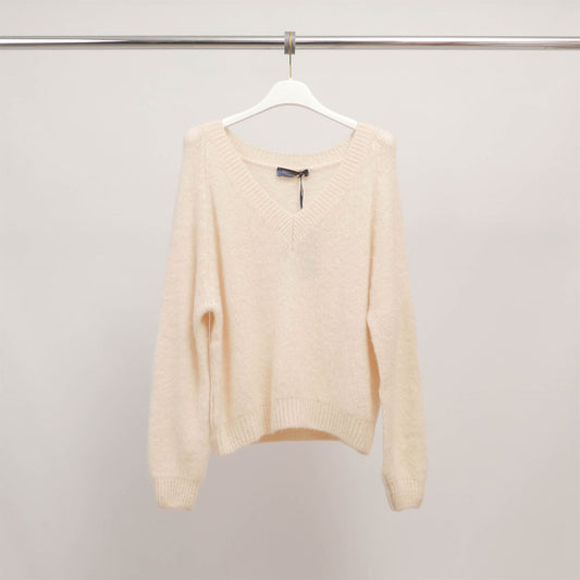 Pull col V en alpaga doux PJ8348A