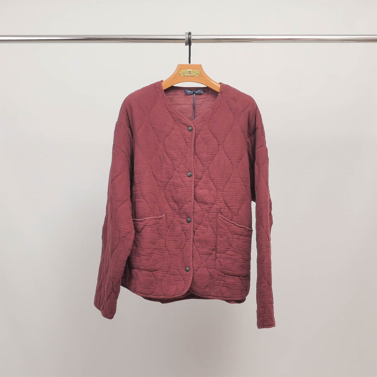 Quilted jacket with round neck and snap buttons kd9060 3