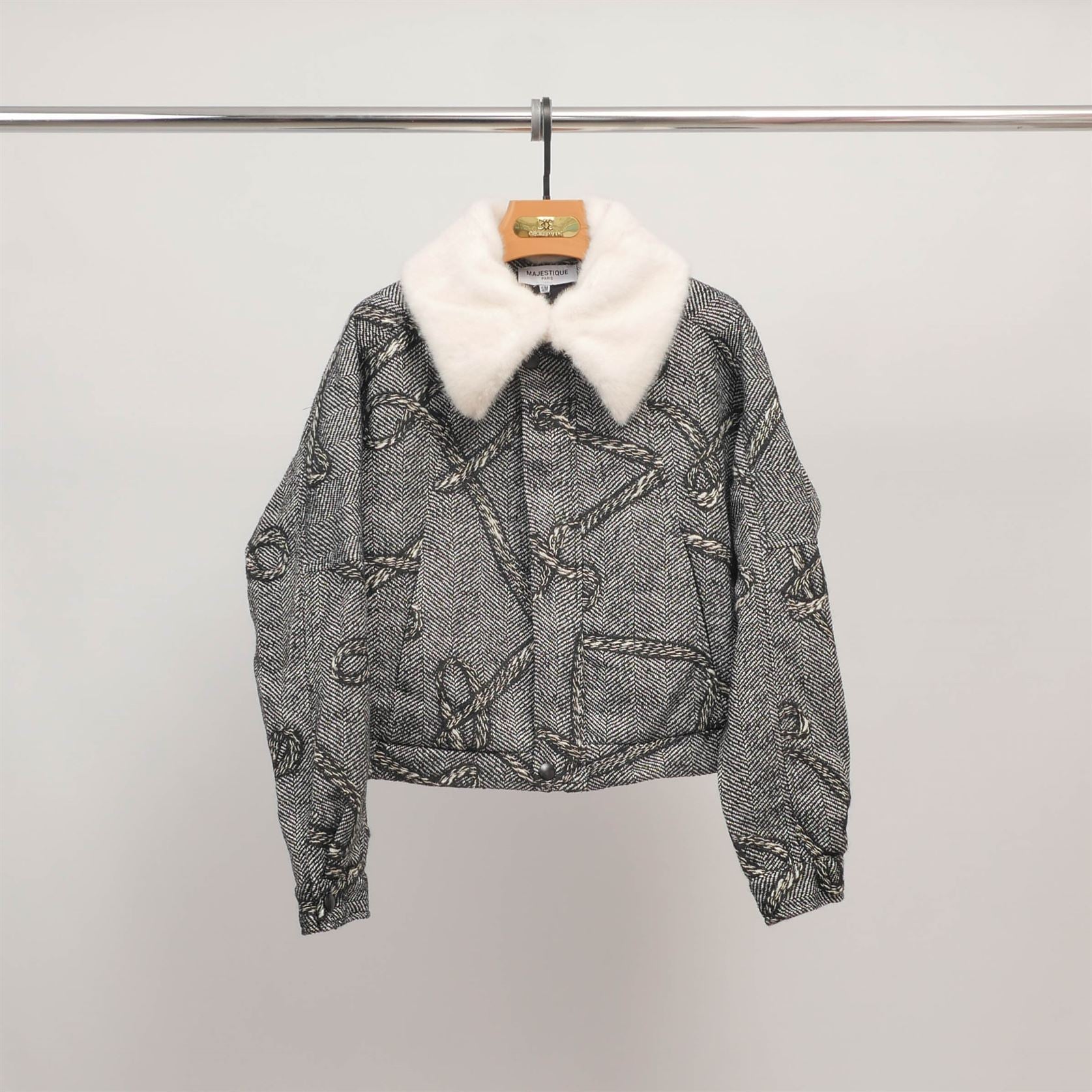 Veste courte à col fourrure amovible MJ263444