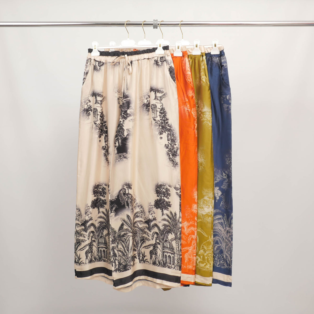 Flowy jungle print viscose and silk trousers – kd6637vs 4