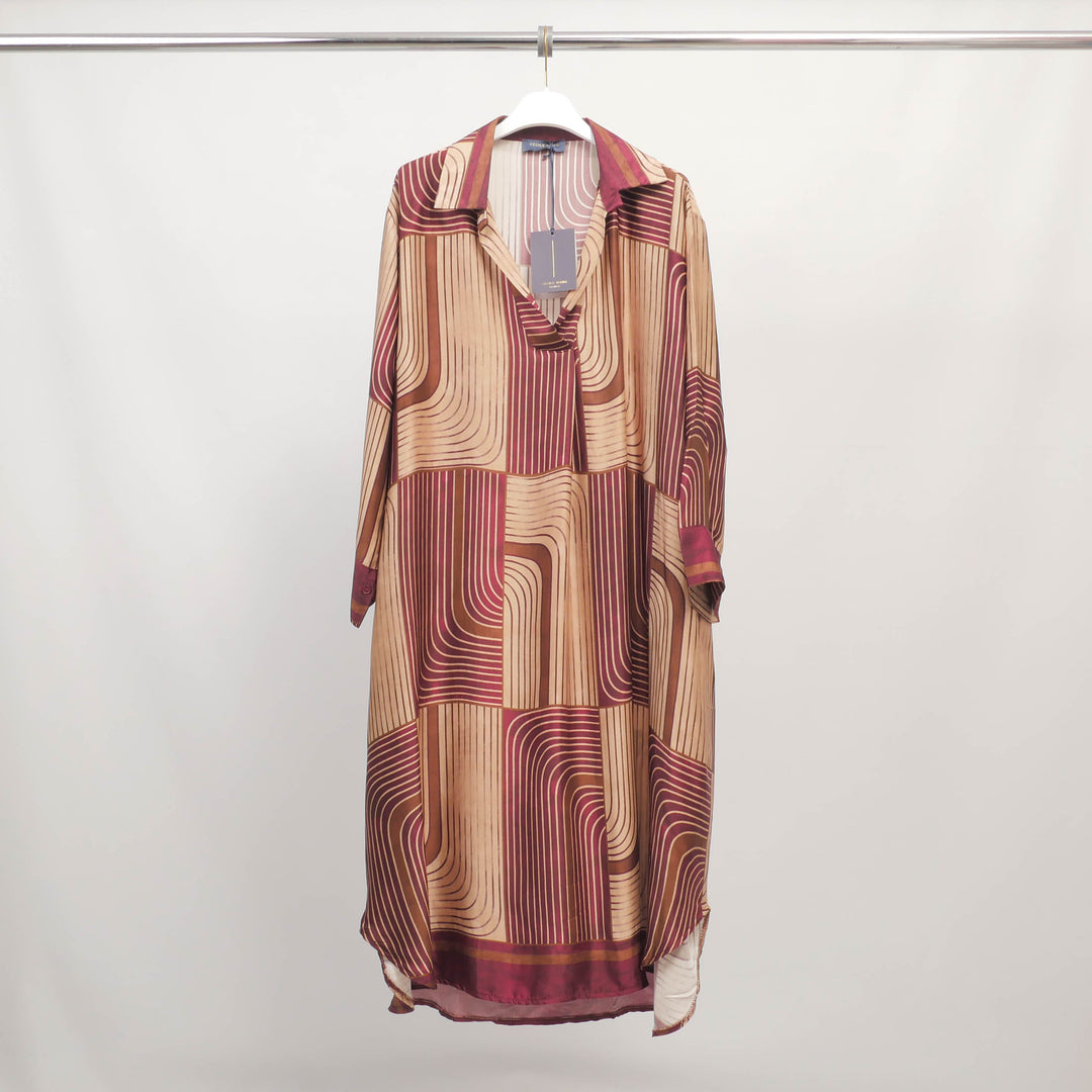 Loose-fitting printed dress with open neckline KD6120VS-29