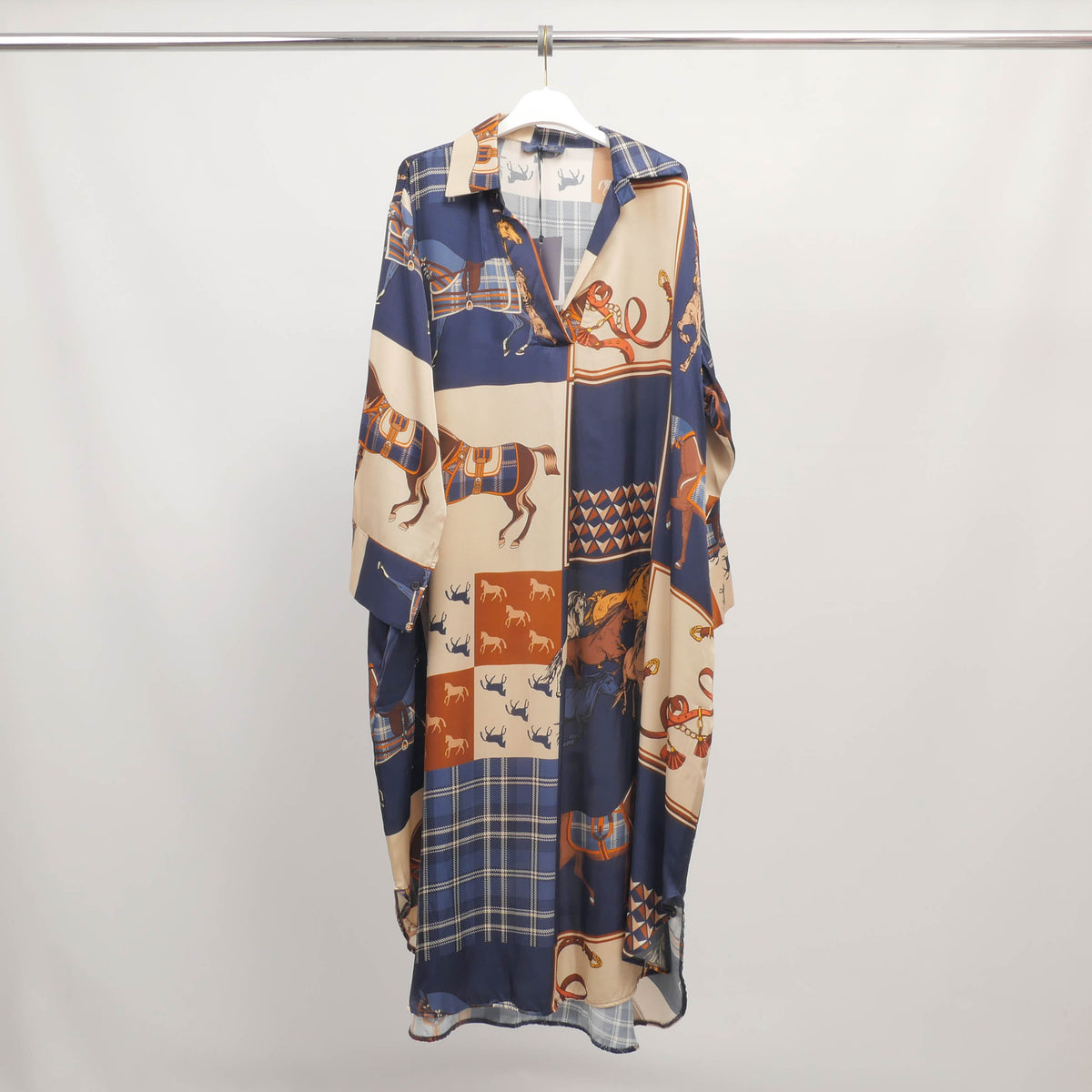 Equestrian print shirt dress in viscose and silk – kd6120vs 30
