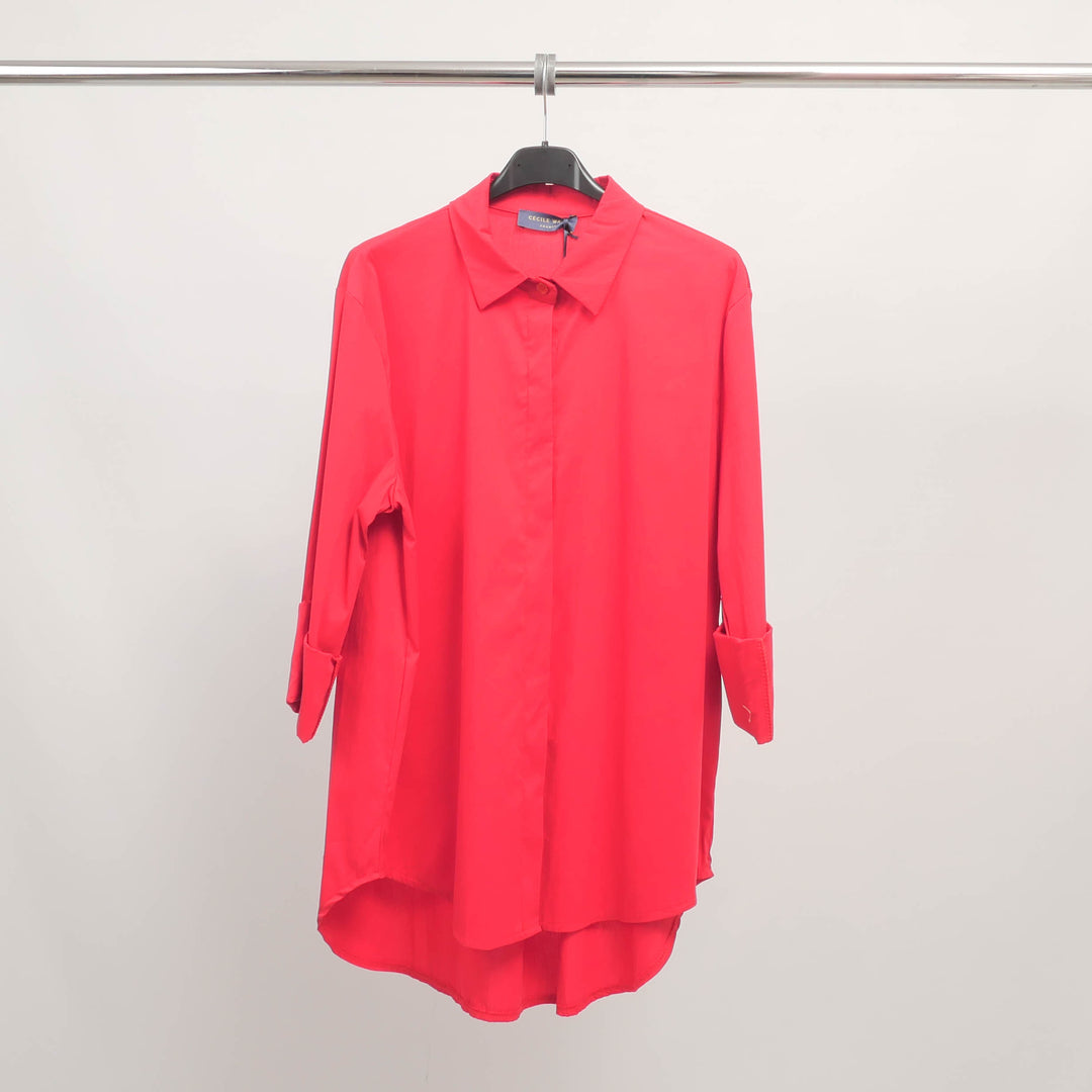 Oversized shirt with invisible placket 12550320