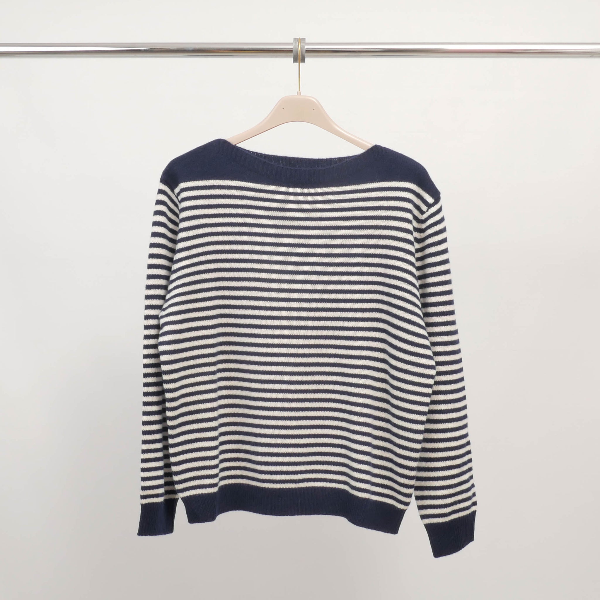 Pull en laine rayé HYL18108