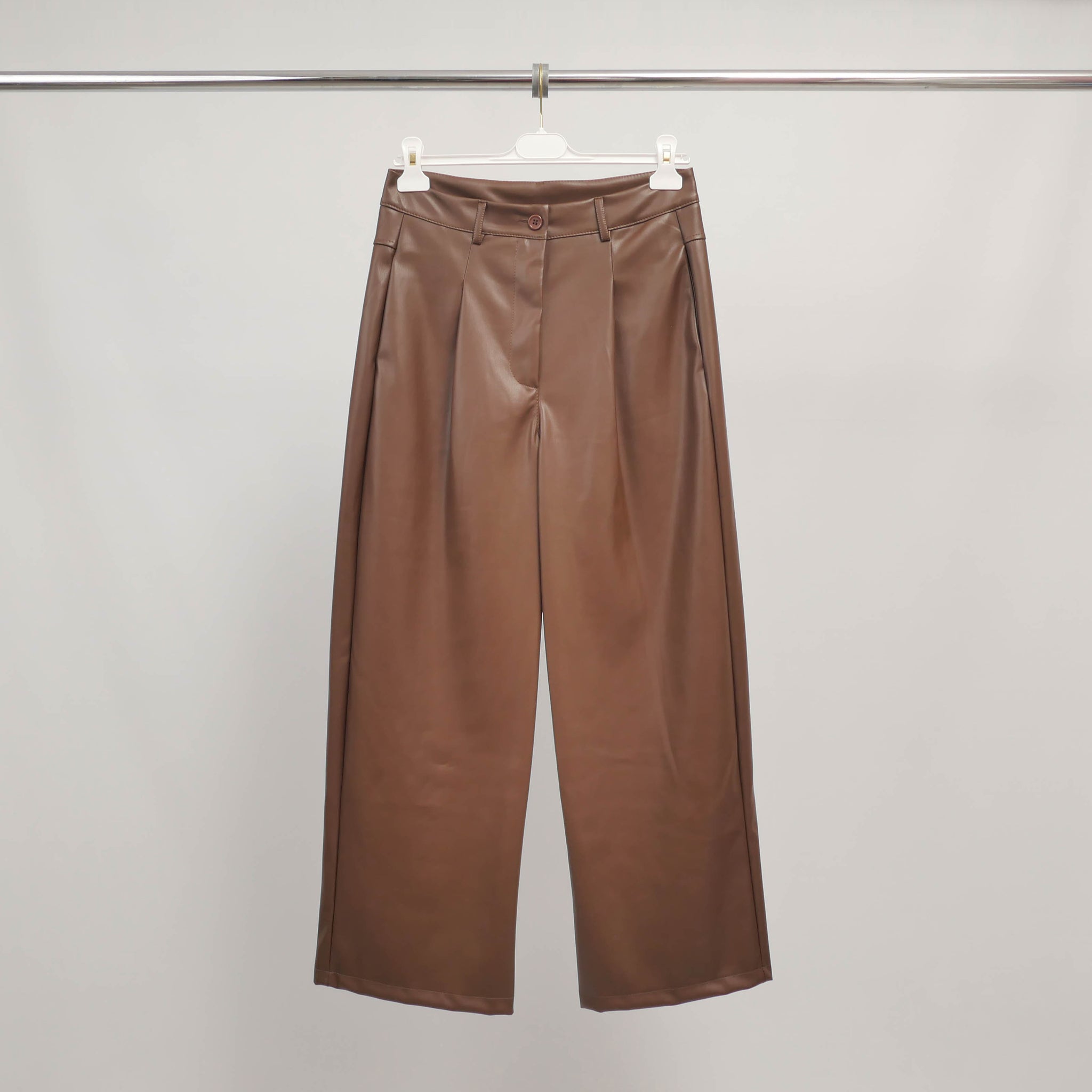 Pantalon large en simili cuir – BCF02060-4
