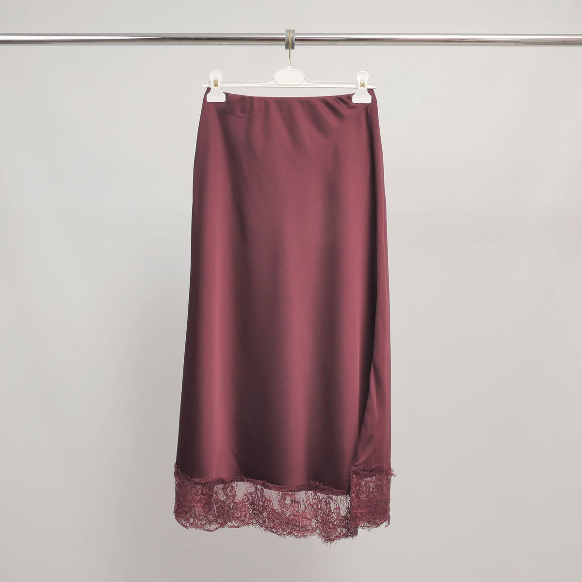Satin midi length skirt with lace – bcl5029vs 2
