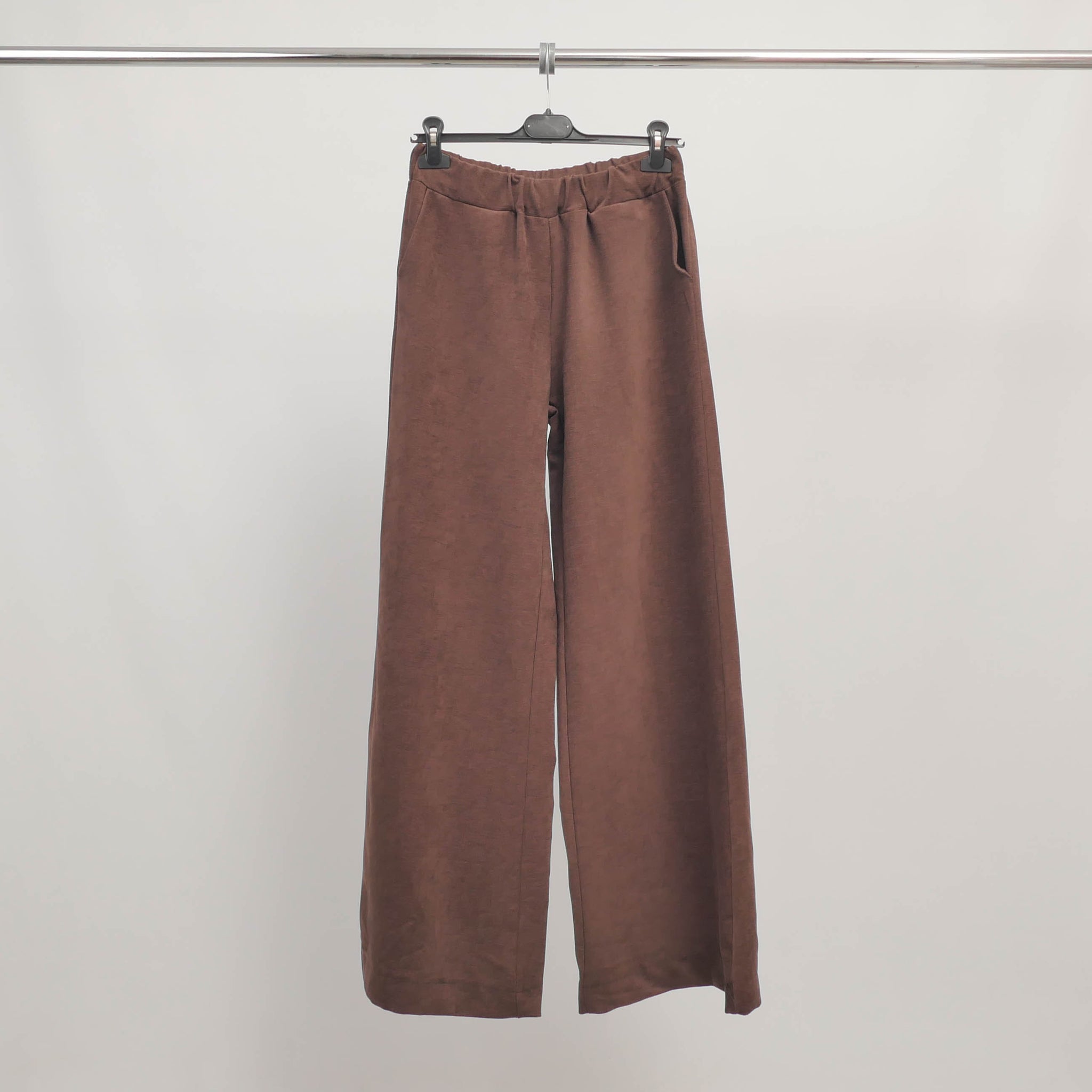 Pantalon large en maille chenille caramel ou chocolat – TDM61924