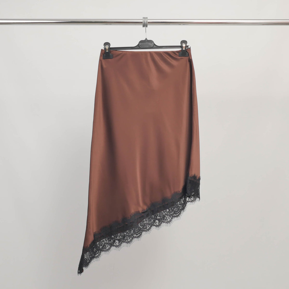 Asymmetrical satin skirt with lace – mf55719 