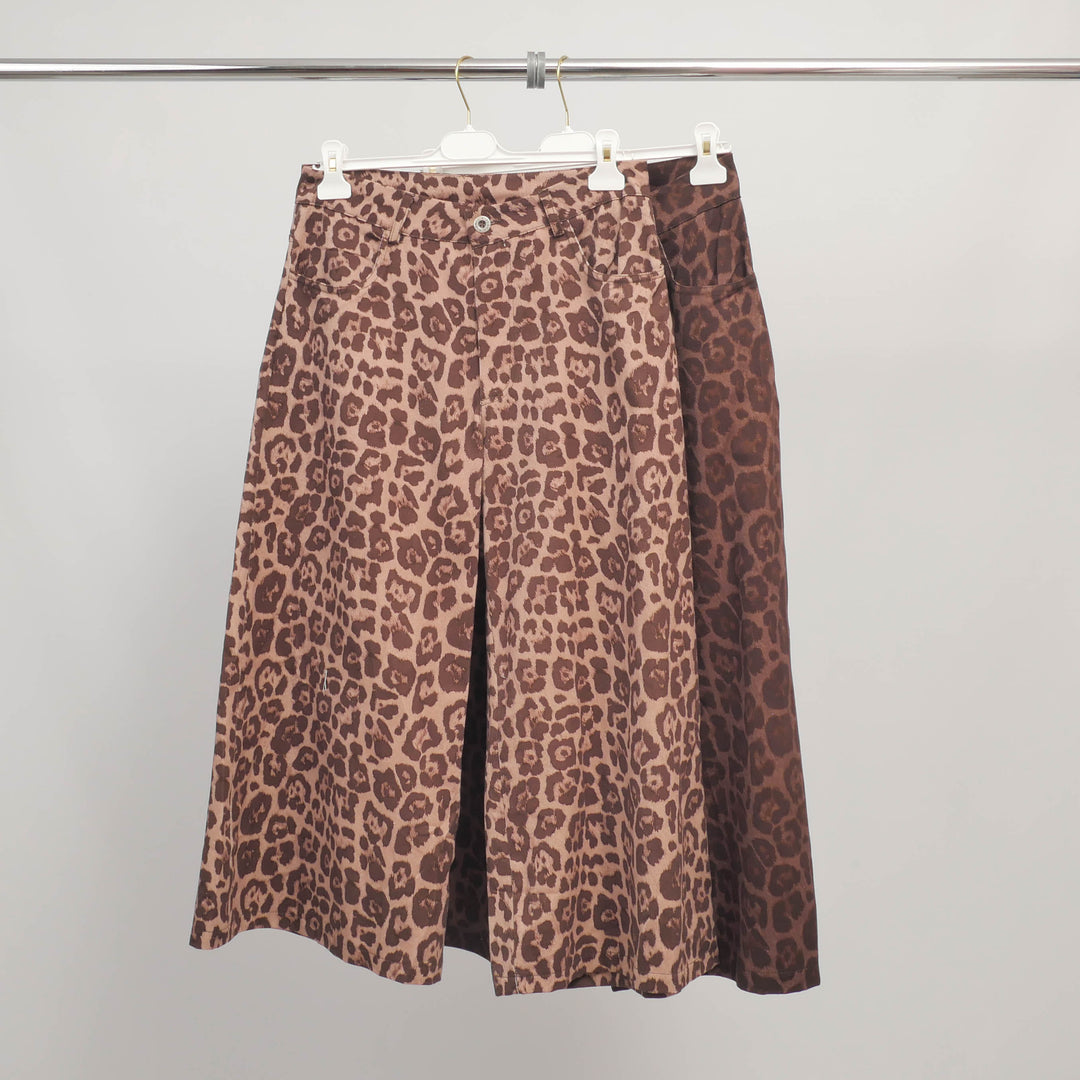 Wide-legged leopard print Bermuda shorts BCG1987-2 