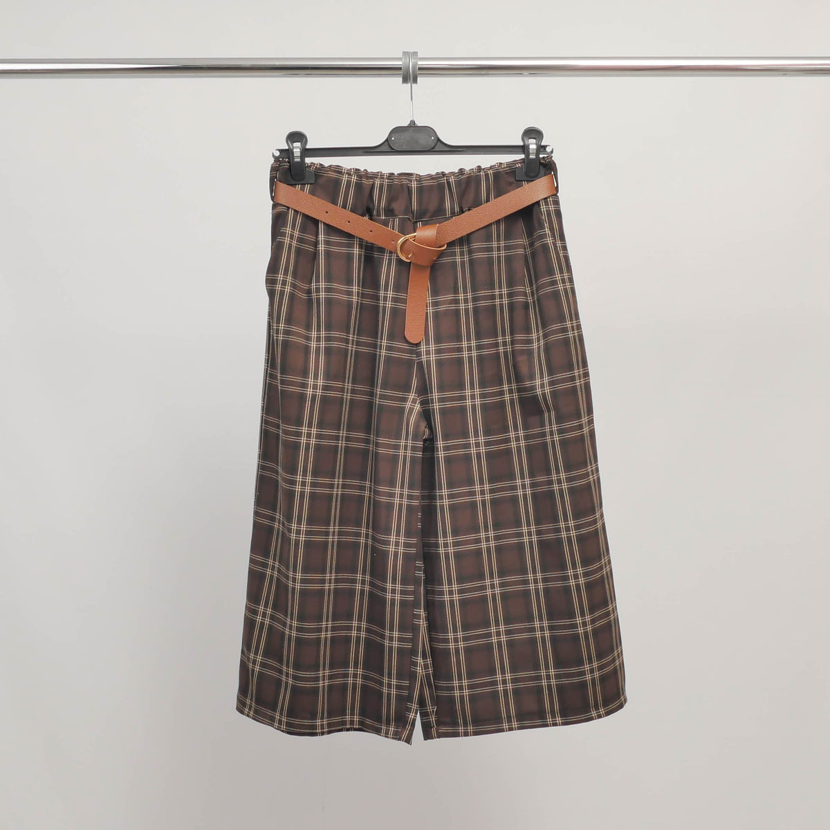 High waisted checked bermuda shorts with belt – tdm81825 