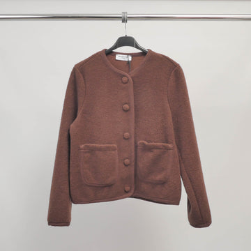 Veste boutonnée bord-côte col rond – MJ85203