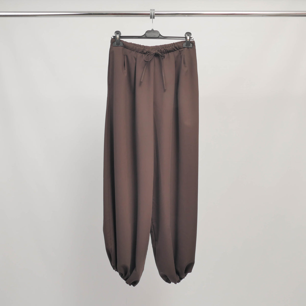 Wide leg trousers with elasticated cuffs – tdm81325