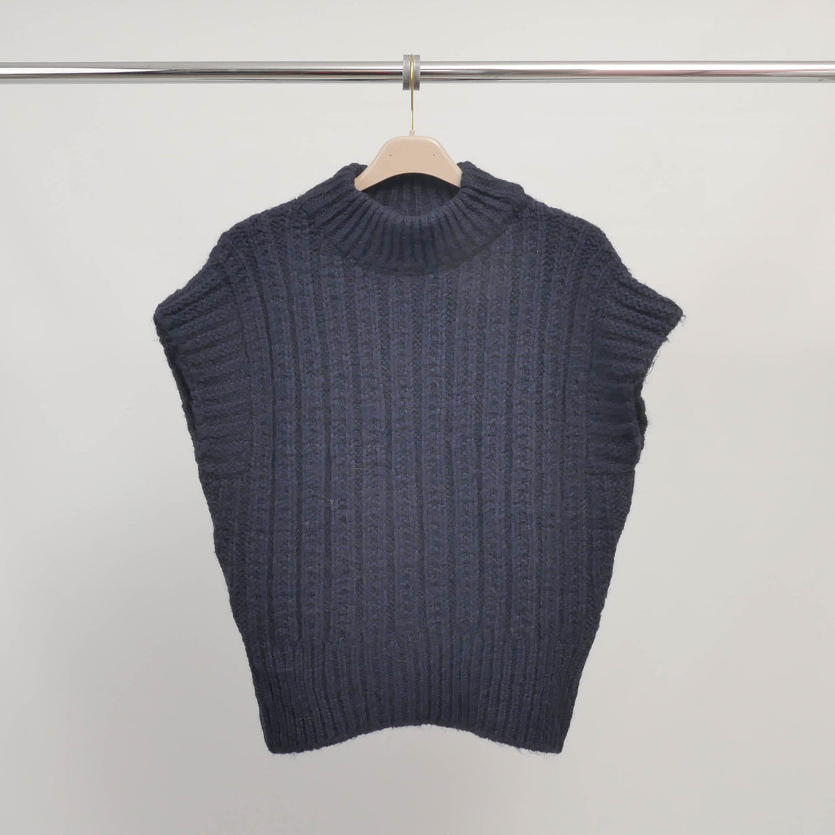 Sleeveless top in thick ribbed knit – ref ca8950