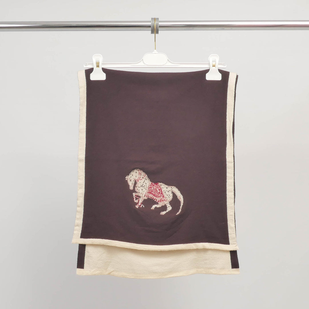 Two-tone knitted scarf with horse motif MSJ76931