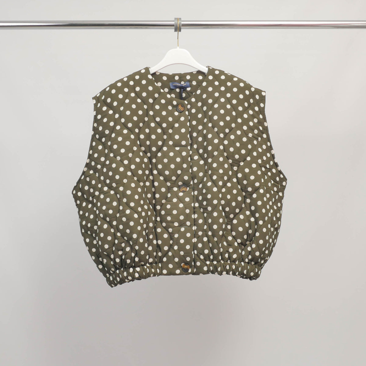 Gilet matelassé sans manches à pois – db14720