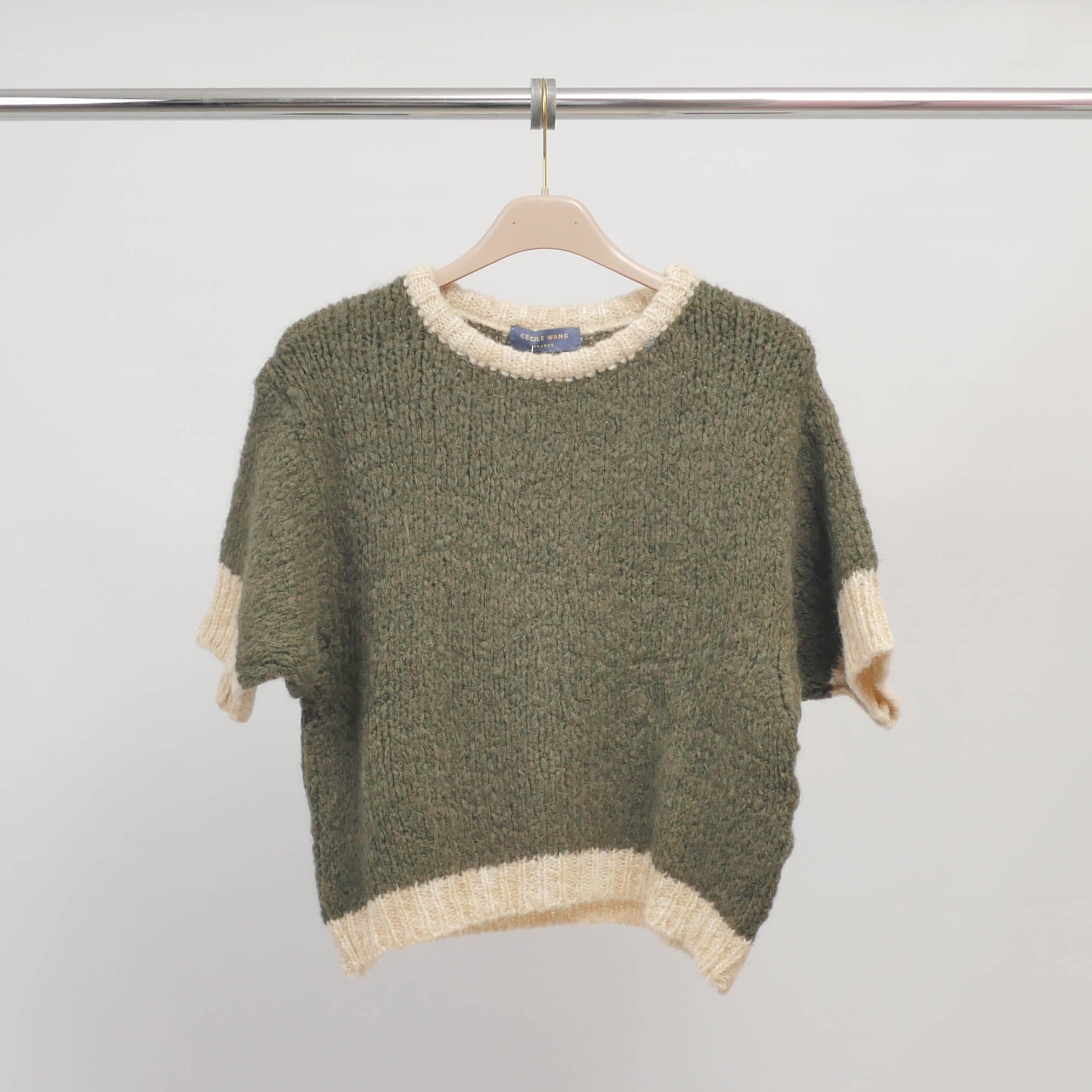 Pull bicolore en maille courte manches courtes – CA10347