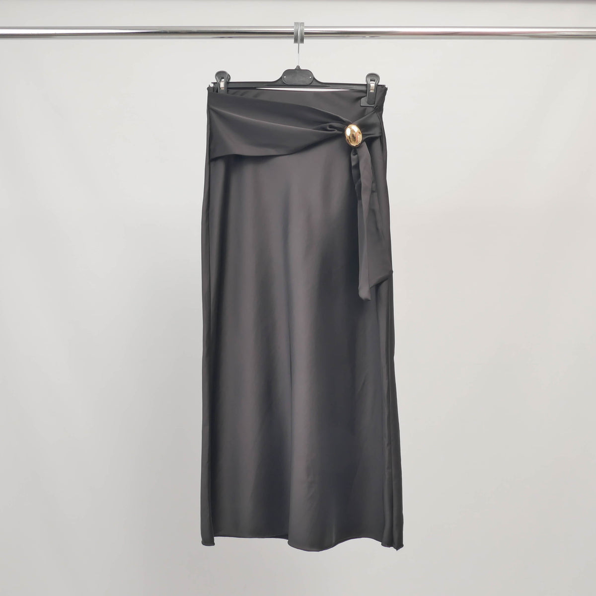 Long satin skirt with bow and gold button detail   tdm82825