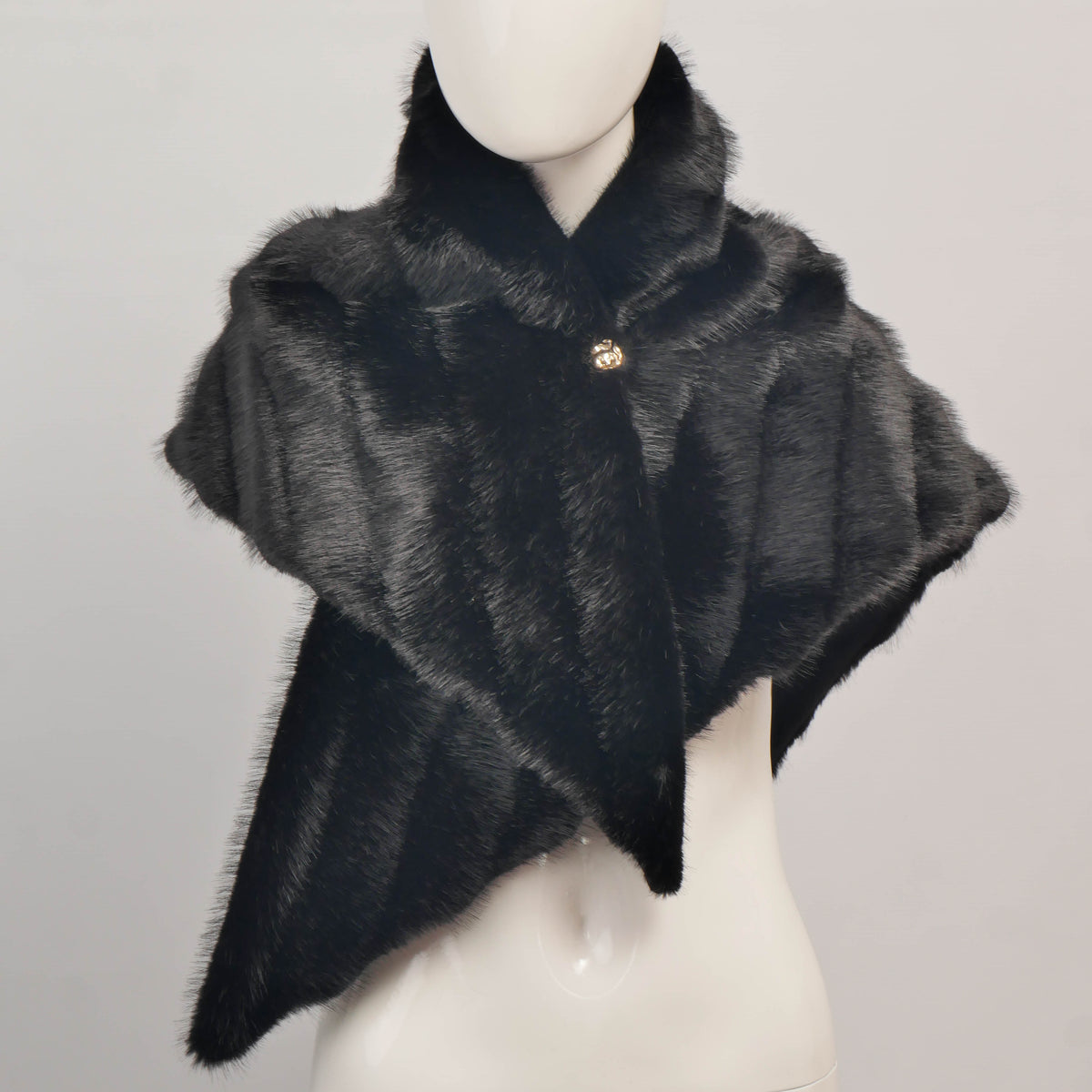 Faux fur shawl with draped collar – tdm88825