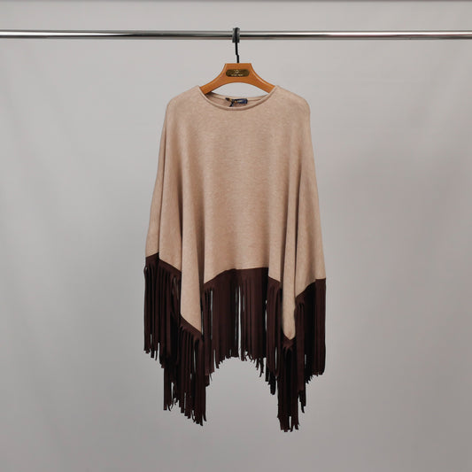 Poncho à franges en maille fluide – MF55831