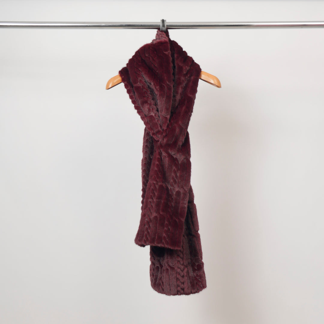 Ultra-soft faux fur scarf TDM93225