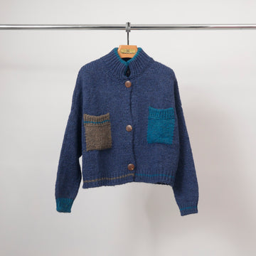 Gilet en maille contrastée court – MSJ76926