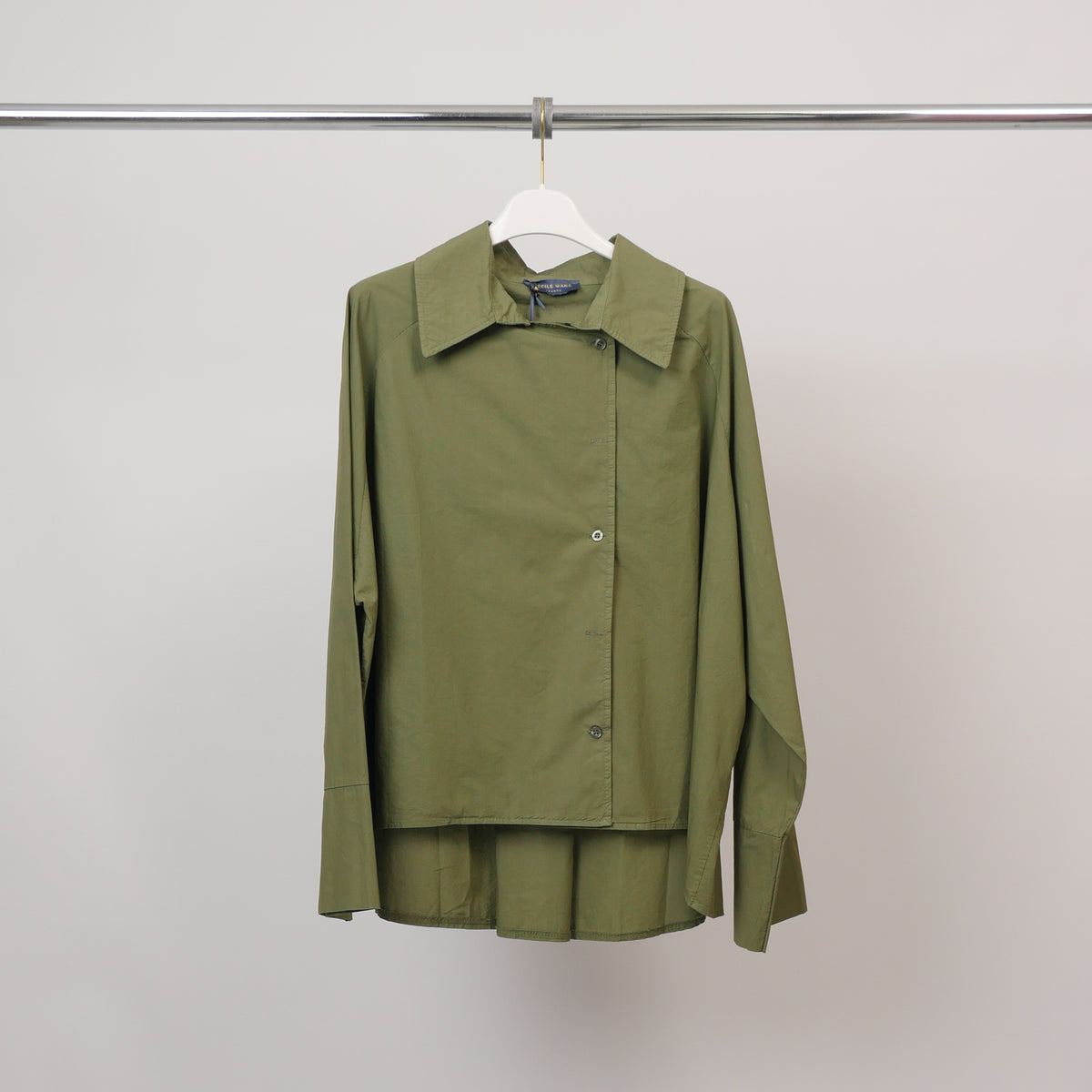 Cotton shirt with asymmetrical buttoning db14916