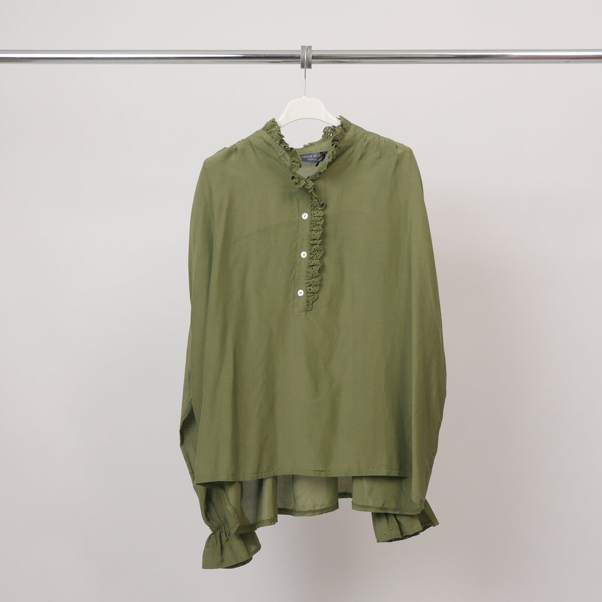 High neck lace shirt – db3583 