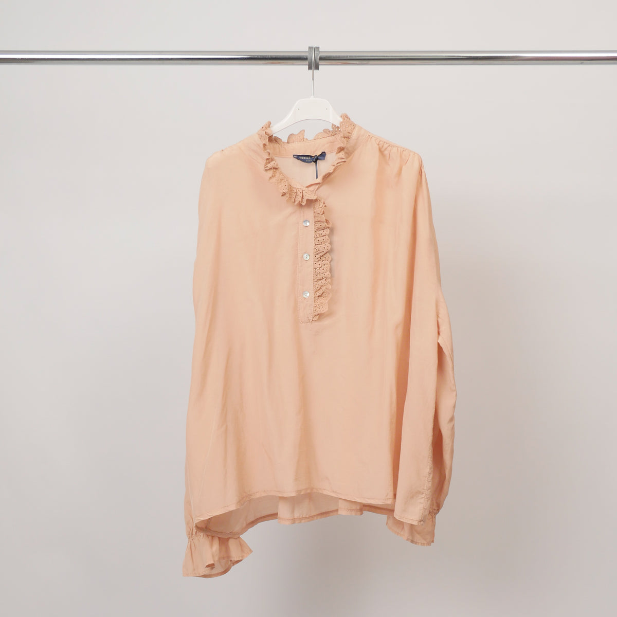 High neck lace shirt – db3583 