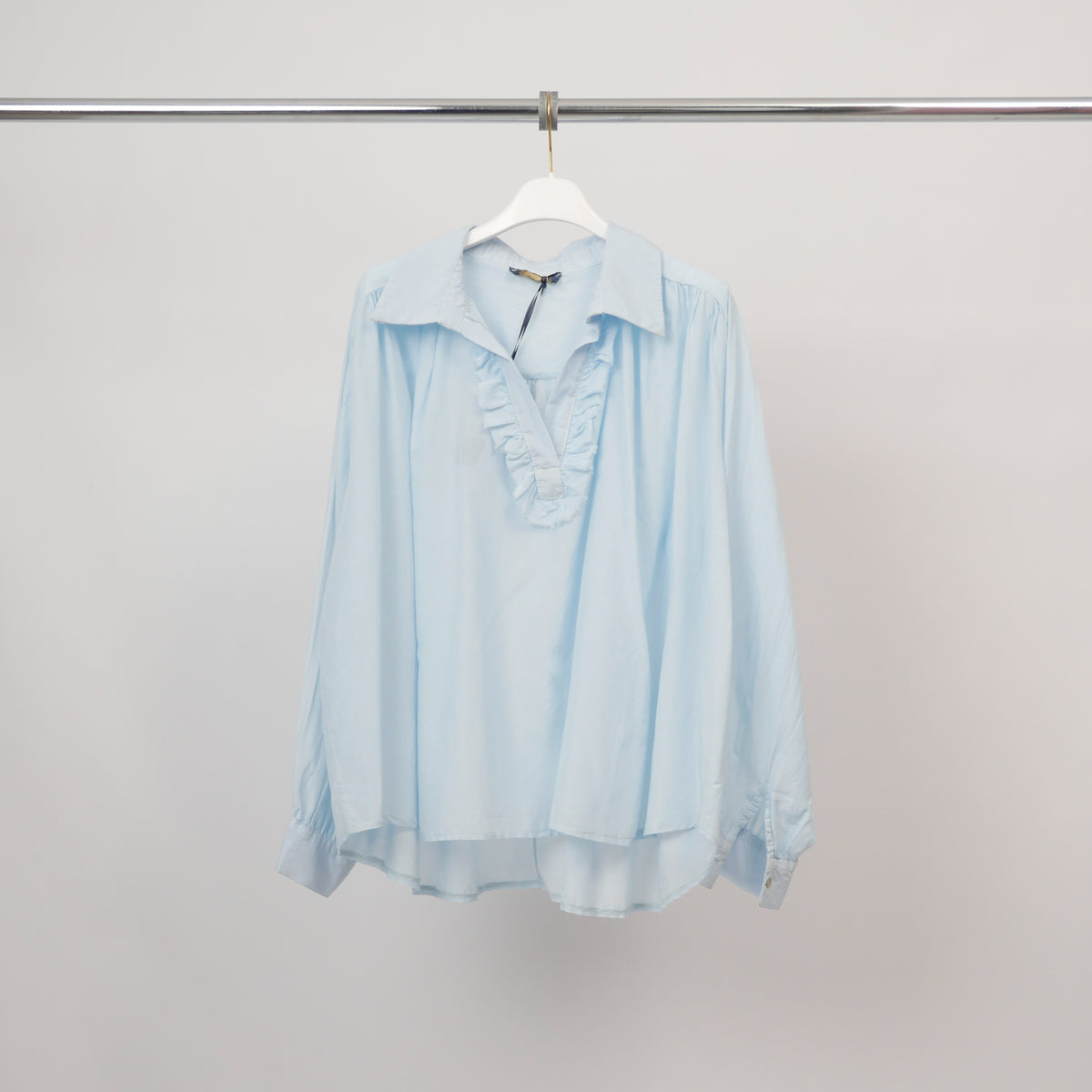 Open collar shirt with ruffle – db14798 