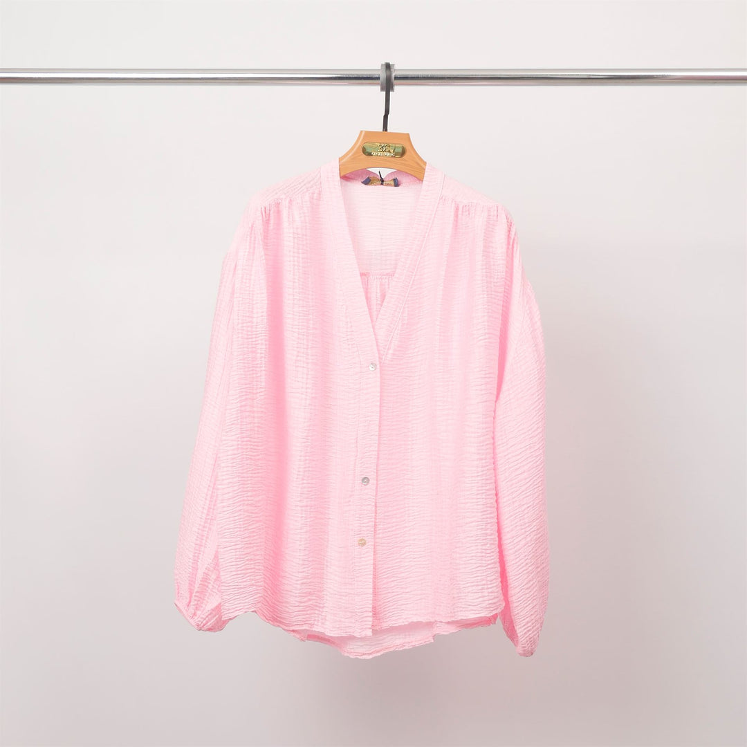 Textured V-neck button-down blouse – DB14637