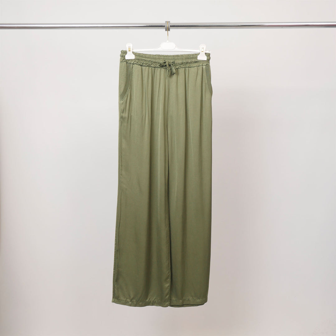 Satin trousers with elasticated waist – DB14570VS