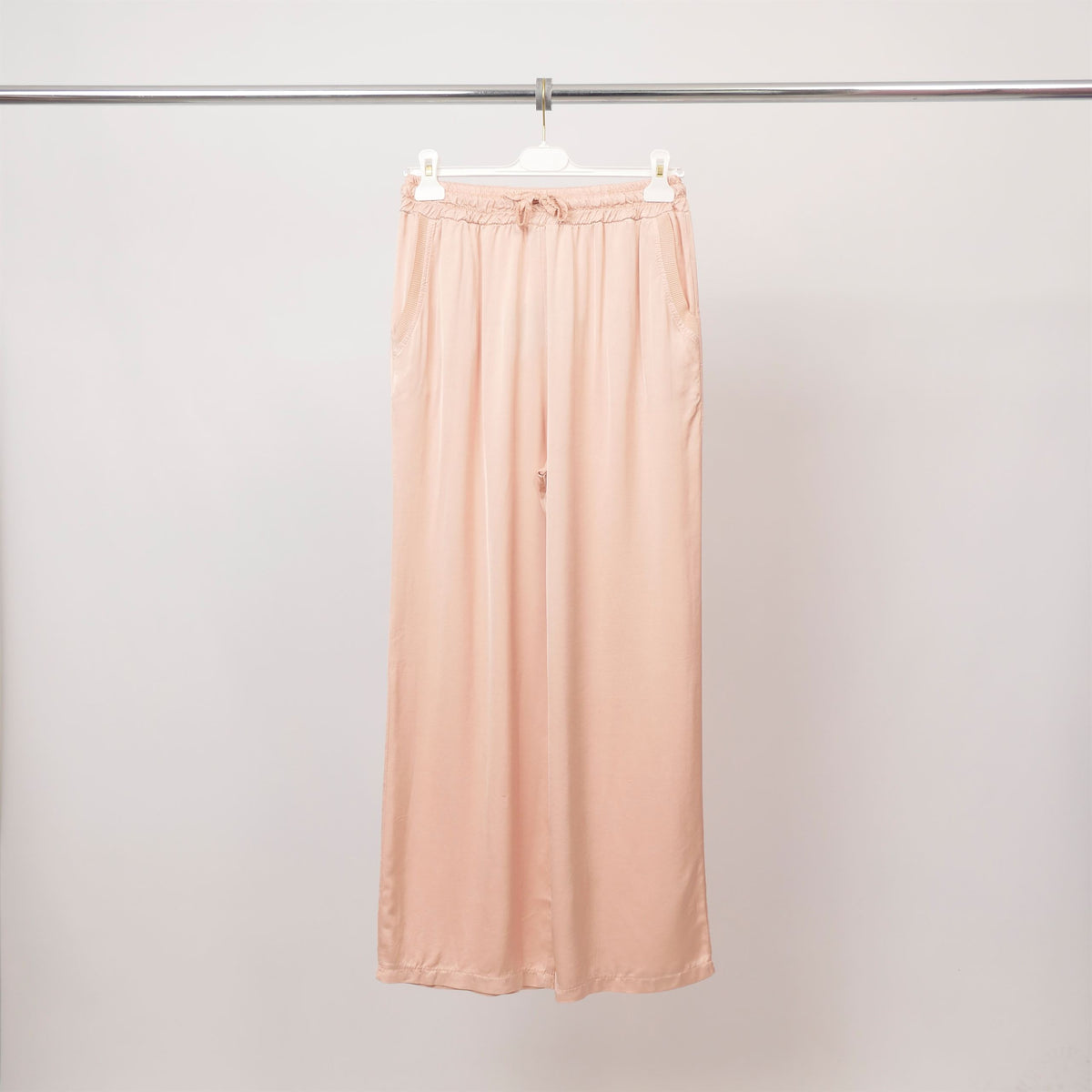 Satin trousers with elasticated waist – db14570vs