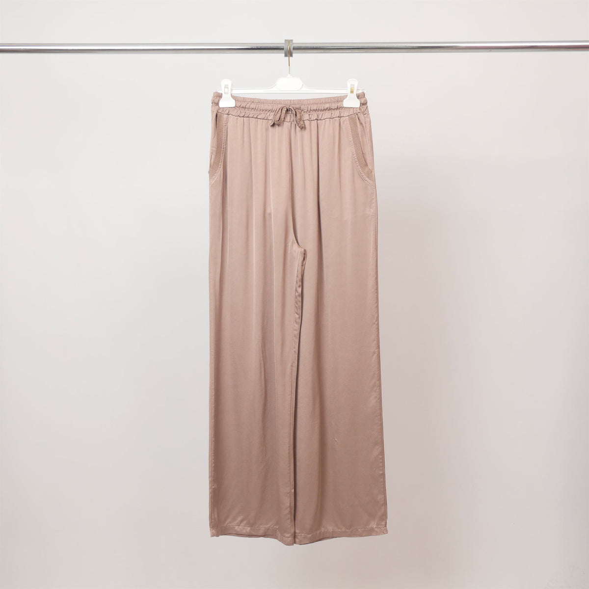 Satin trousers with elasticated waist – db14570vs
