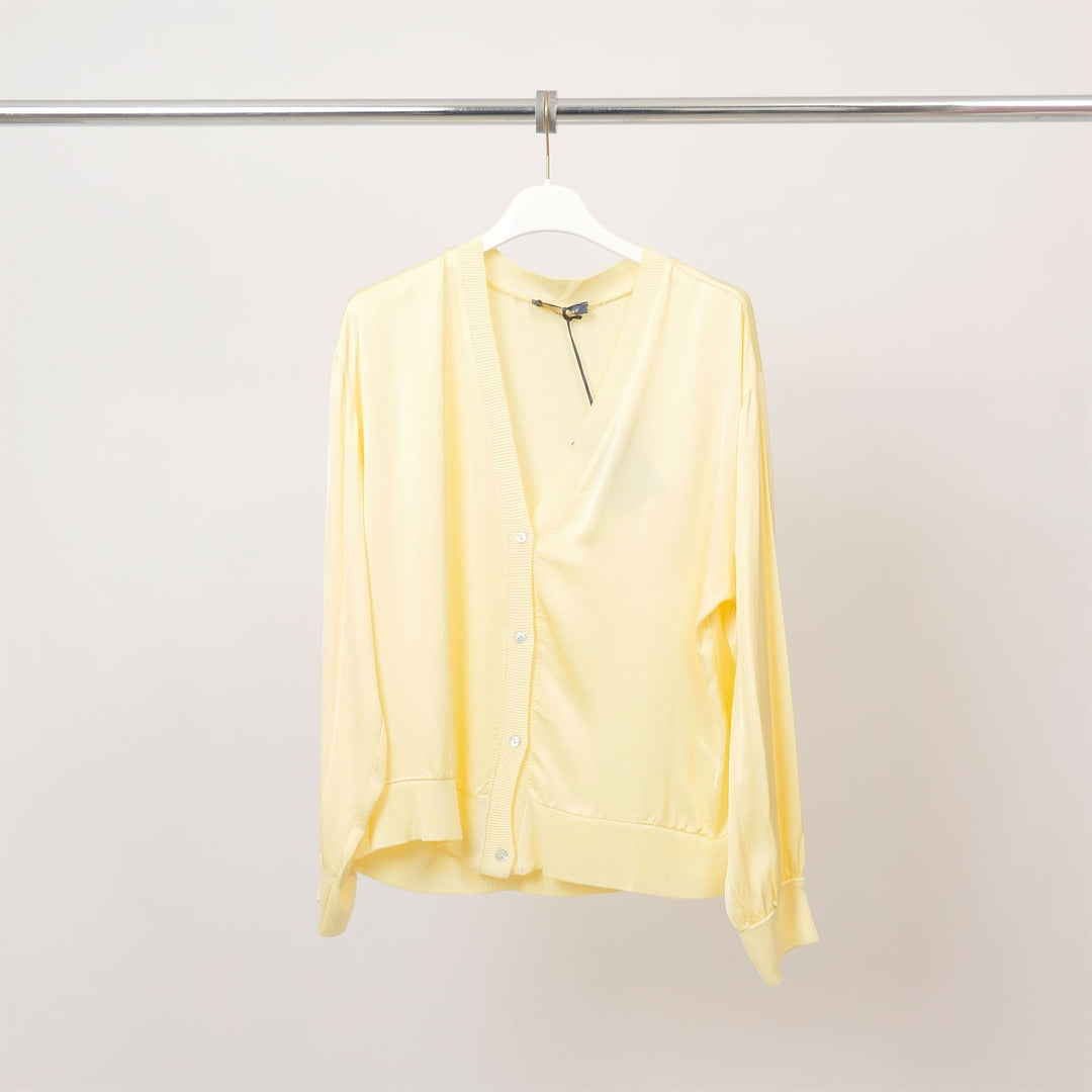 Button-down blouse with V-neck and ribbed edges – DB14003VS