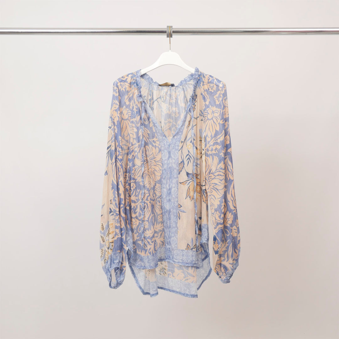 Printed blouse with tie collar and ruffles – BCR01796-3 