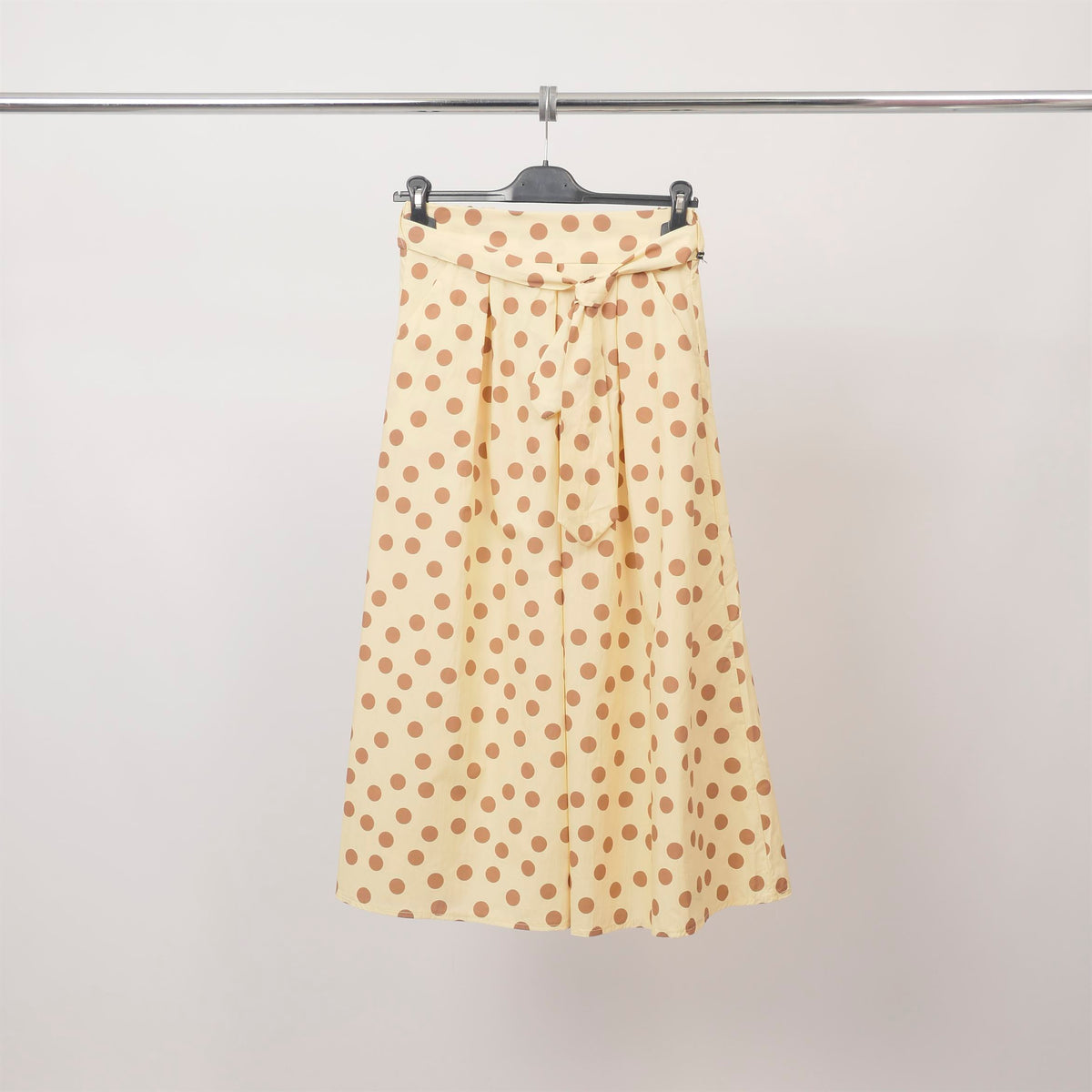 Polka dot midi skirt with tie belt – tdm05126 