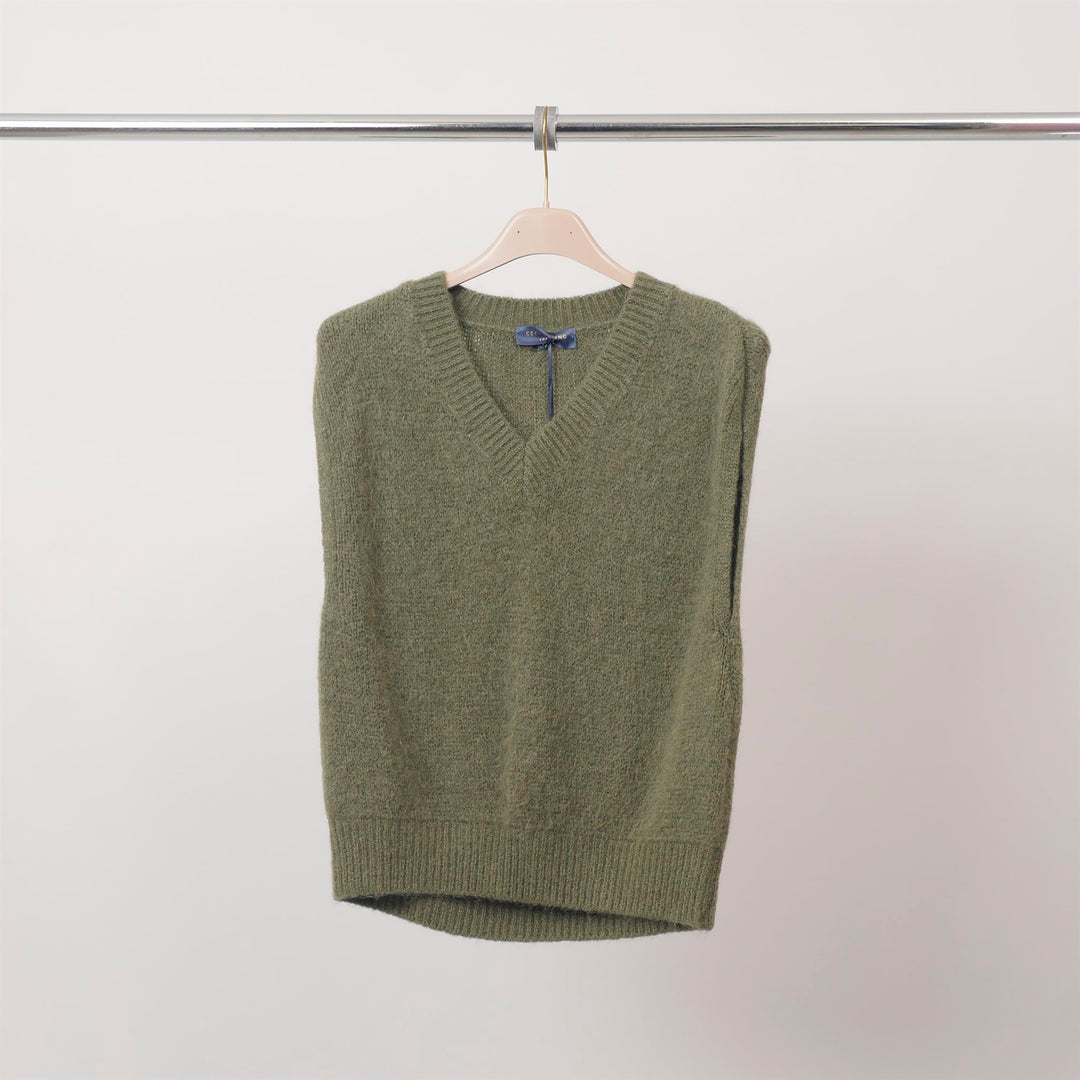 Sleeveless mohair-effect knit sweater – PJ24082 