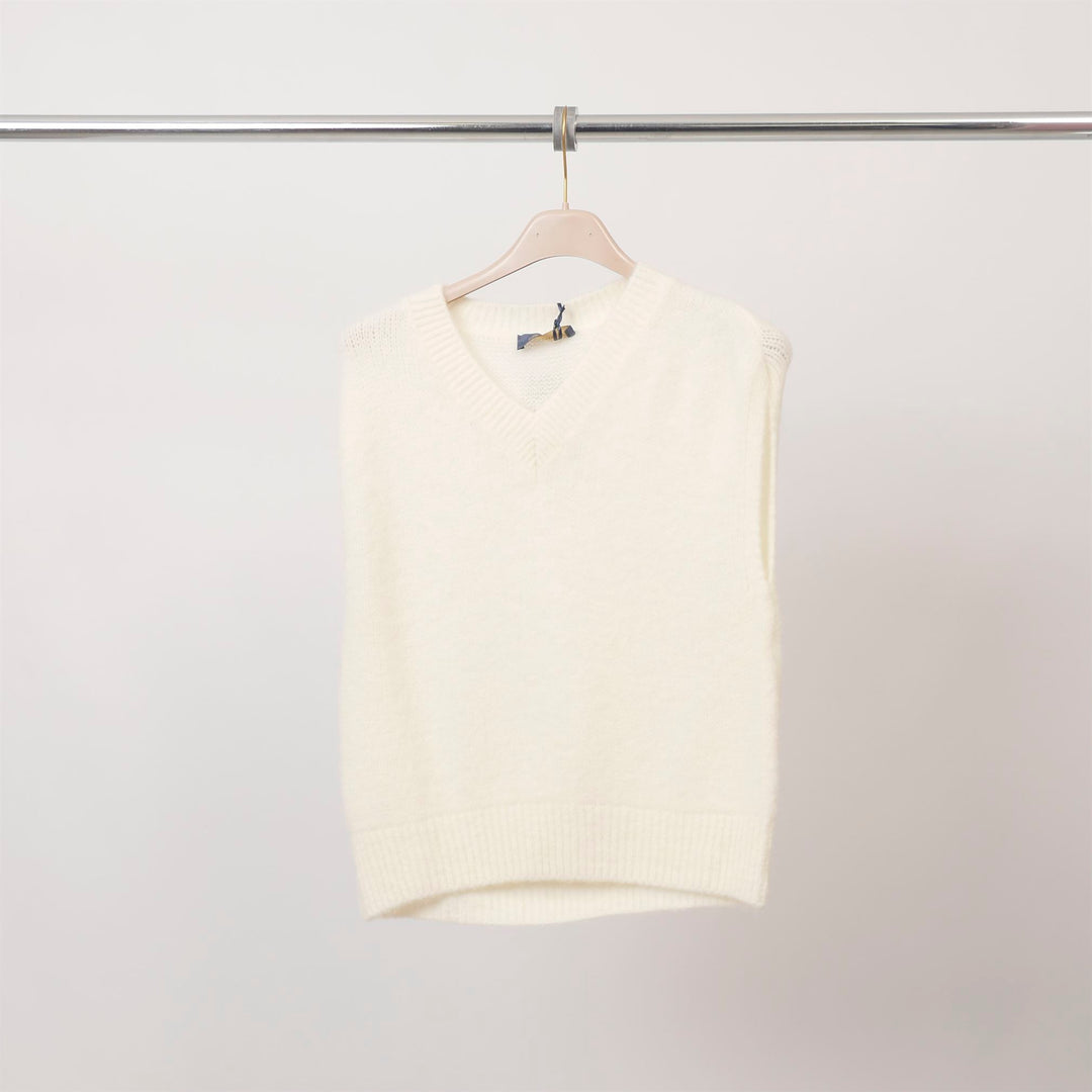 Sleeveless mohair-effect knit sweater – PJ24082 