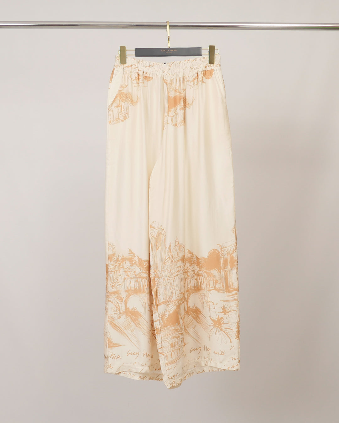 Pantalon satiné fluide à imprimé paysage KD6637VS-38