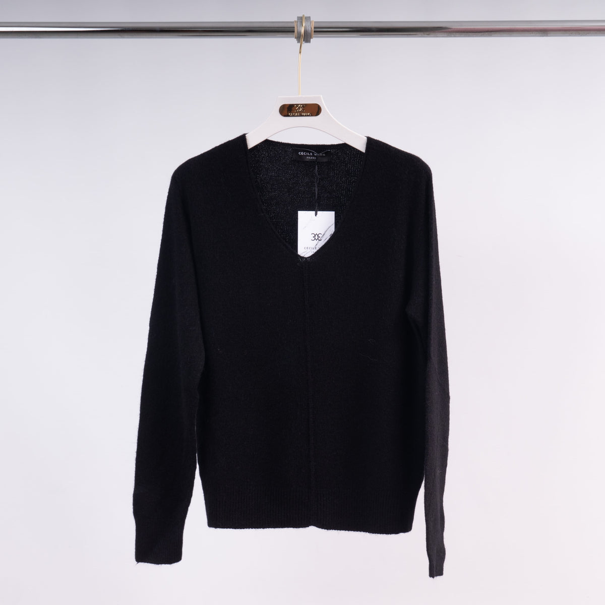 Pull col v maille fine – yf37010