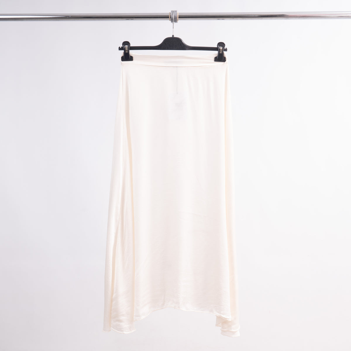 Long, flowing viscose skirt   tdm31919 