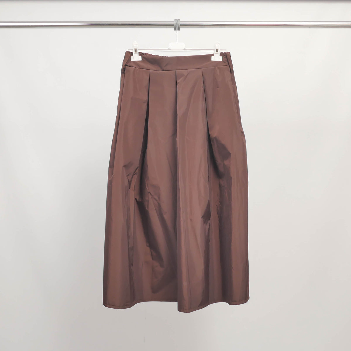 Pleated waterproof midi skirt – hm4547