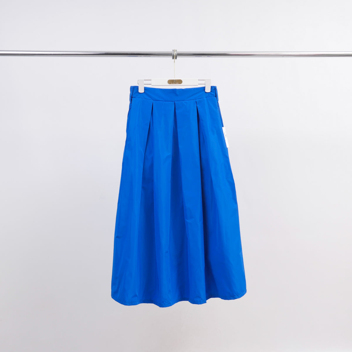 Pleated waterproof midi skirt – hm4547