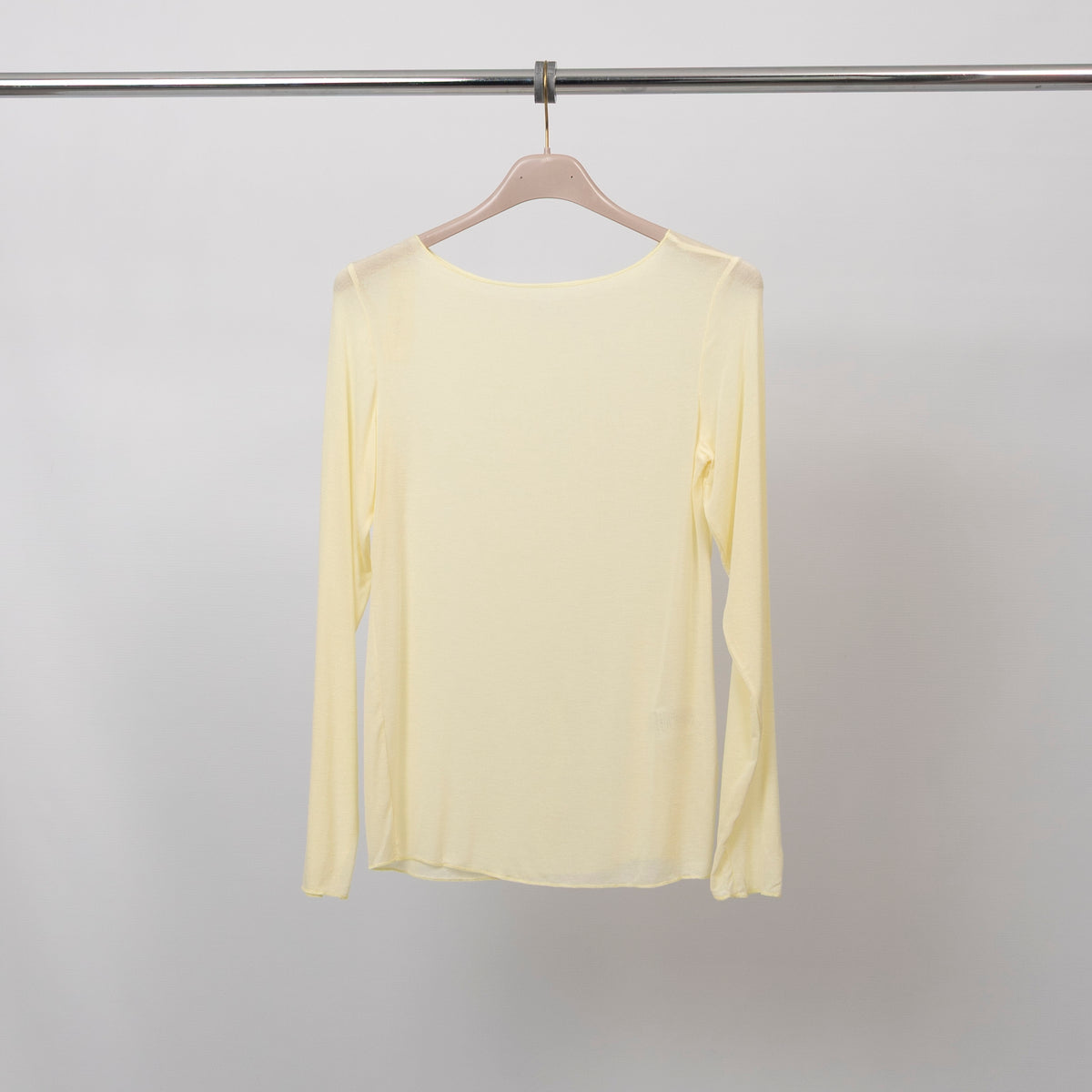 Long sleeved, straight cut top – cva723642