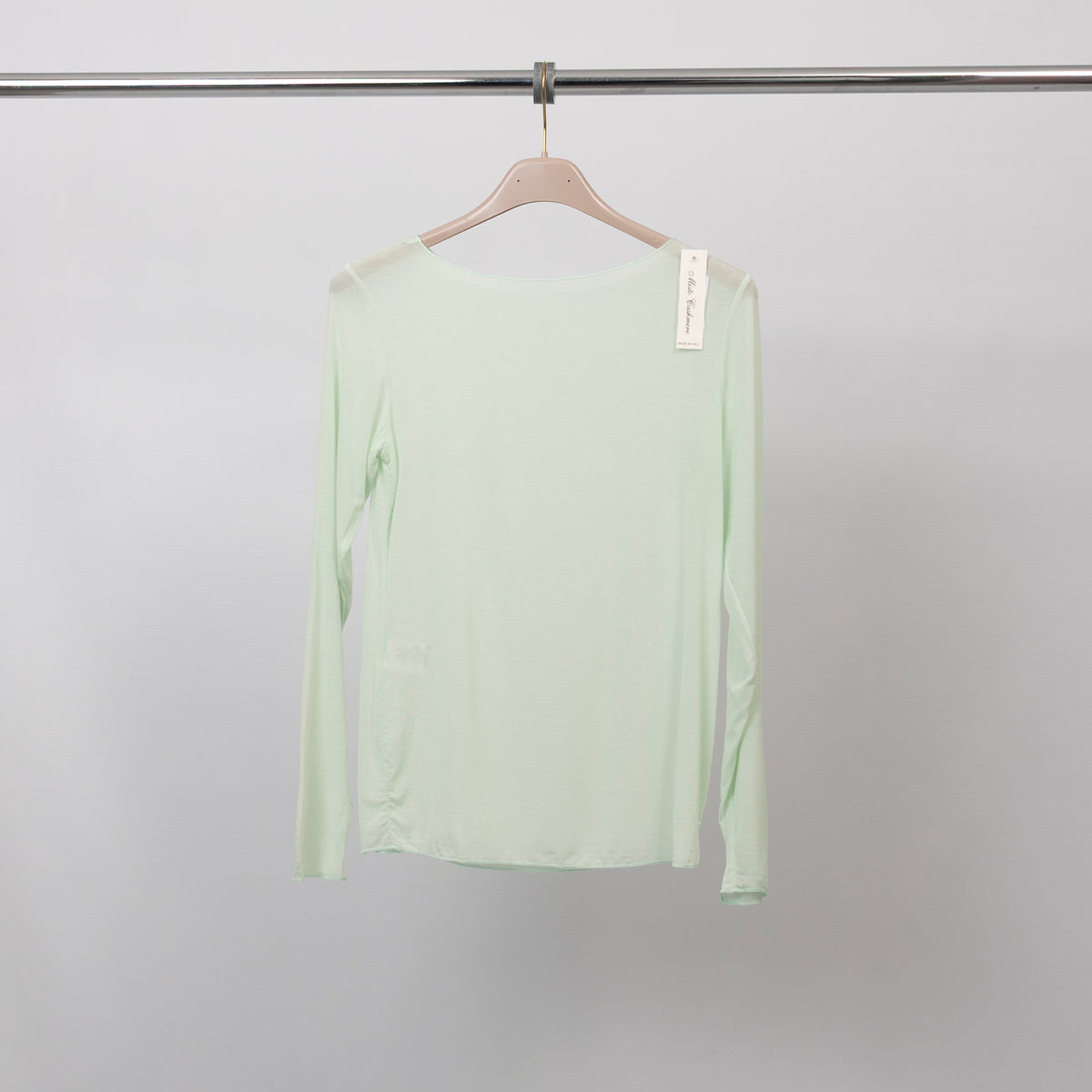 Long sleeved, straight cut top – cva723642