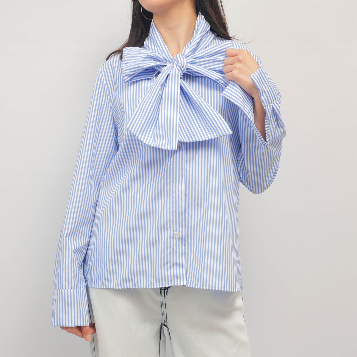 Striped shirt with pussy bow collar – tdm79024 