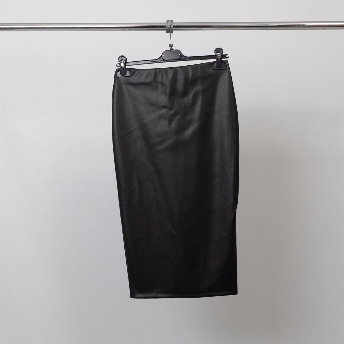 Clean cut, crinkled midi skirt – tdmk851