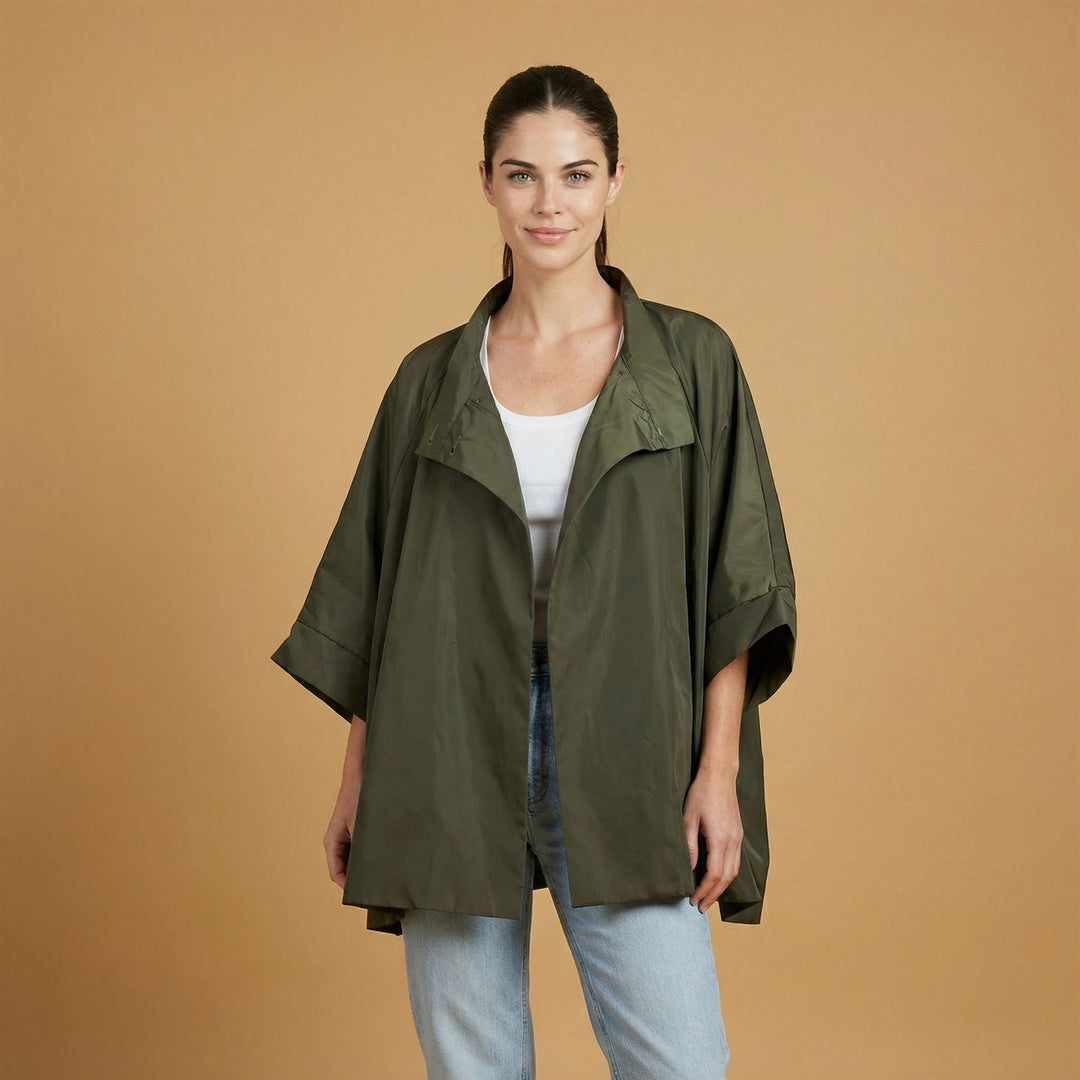 Waterproof jacket with stand-up collar HM7350