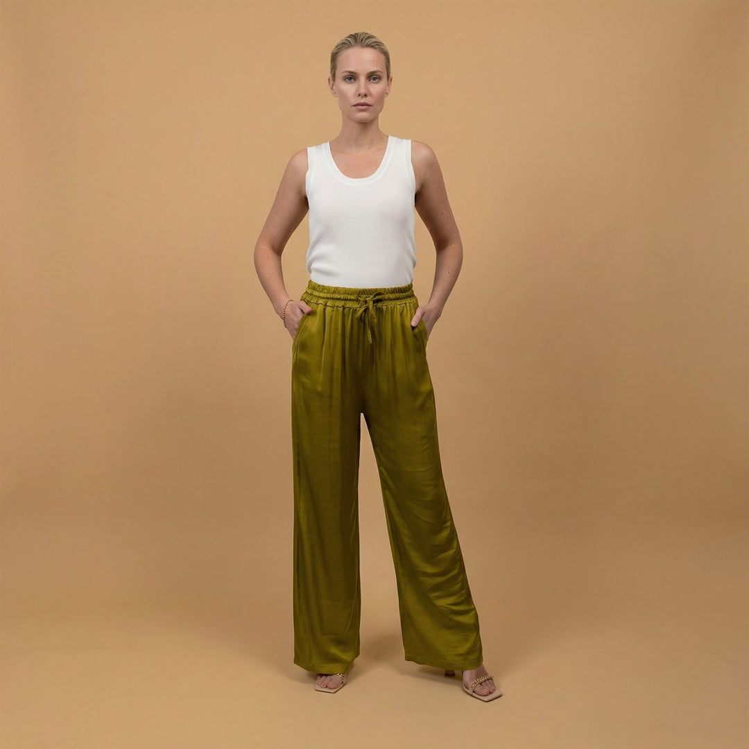 Satin trousers with elasticated waist – DB14570VS